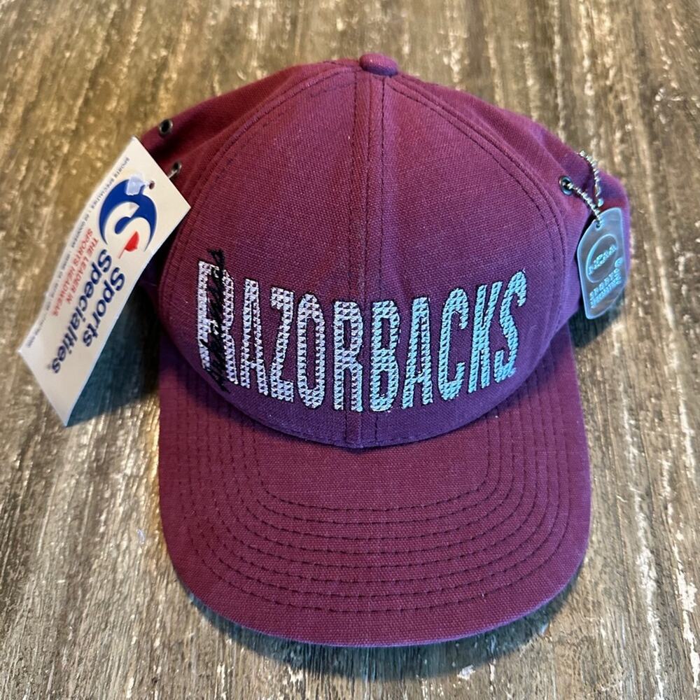 NWT Vintage Sports Specialties University of Arkansas Razorbacks Snapback Hat